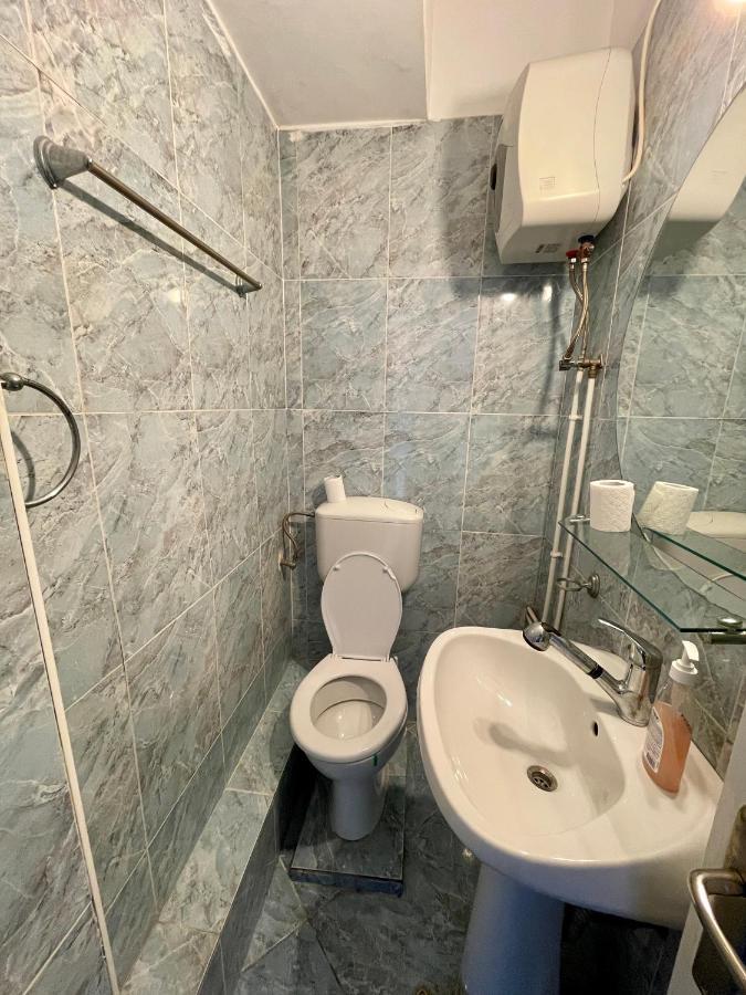 Luanaapartments #2 Otopeni Luaran gambar