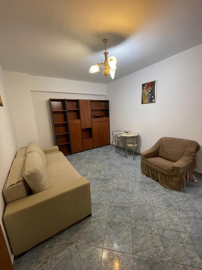 Luanaapartments #2 Otopeni Luaran gambar