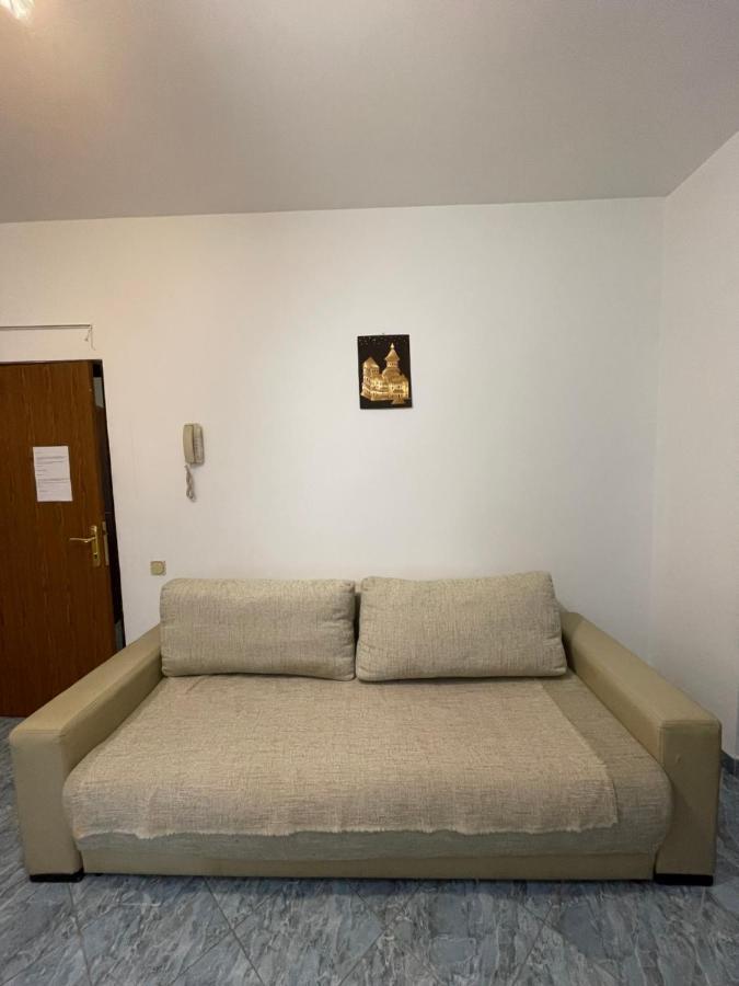 Luanaapartments #2 Otopeni Luaran gambar